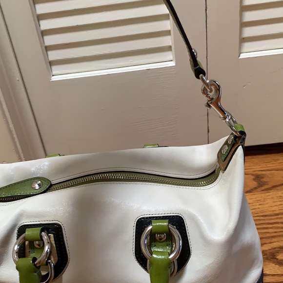 Rare Authentic Coach Handbag! - Picture 8 of 12